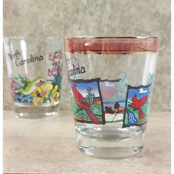 North Caroline Shot Glass Set of 2 Red Yellow Bird Souvenir Travel Memorabilia - Picture 3 of 12